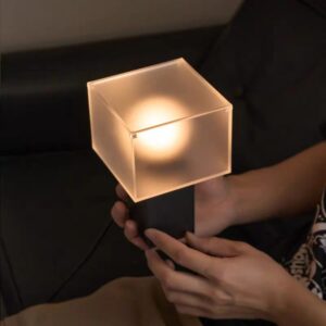 Minimalist Frosted Acrylic Table Lamp with Cube Shade TL-G003 2