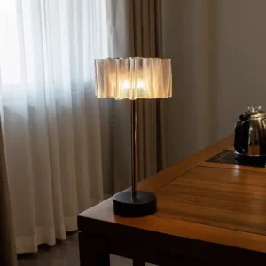 Luxury Wavy Acrylic Shade Cordless Rechagreable LED Table Lamp T45-045 3