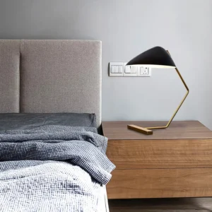 Minimalist Curved Black & Brass Table Lamp TL-B012 4