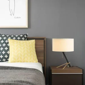 Modern Tripod Metal Base Table Lamp TL-B013 2