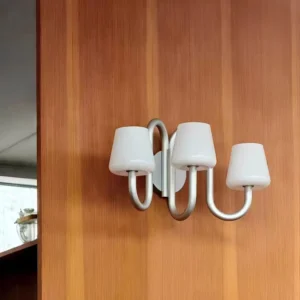 Modern 3-Light Curved aluminum & glass Wall Lamp WA1052 2